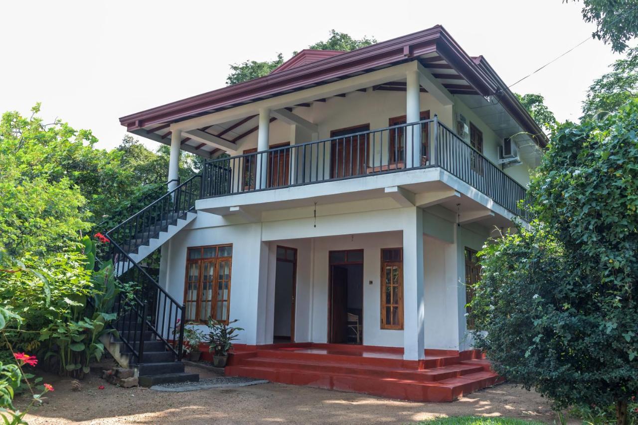 Autumn Home Stay Dambulla Exteriör bild