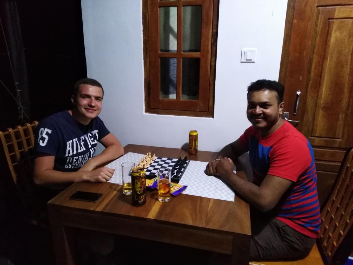 Autumn Home Stay Dambulla Exteriör bild
